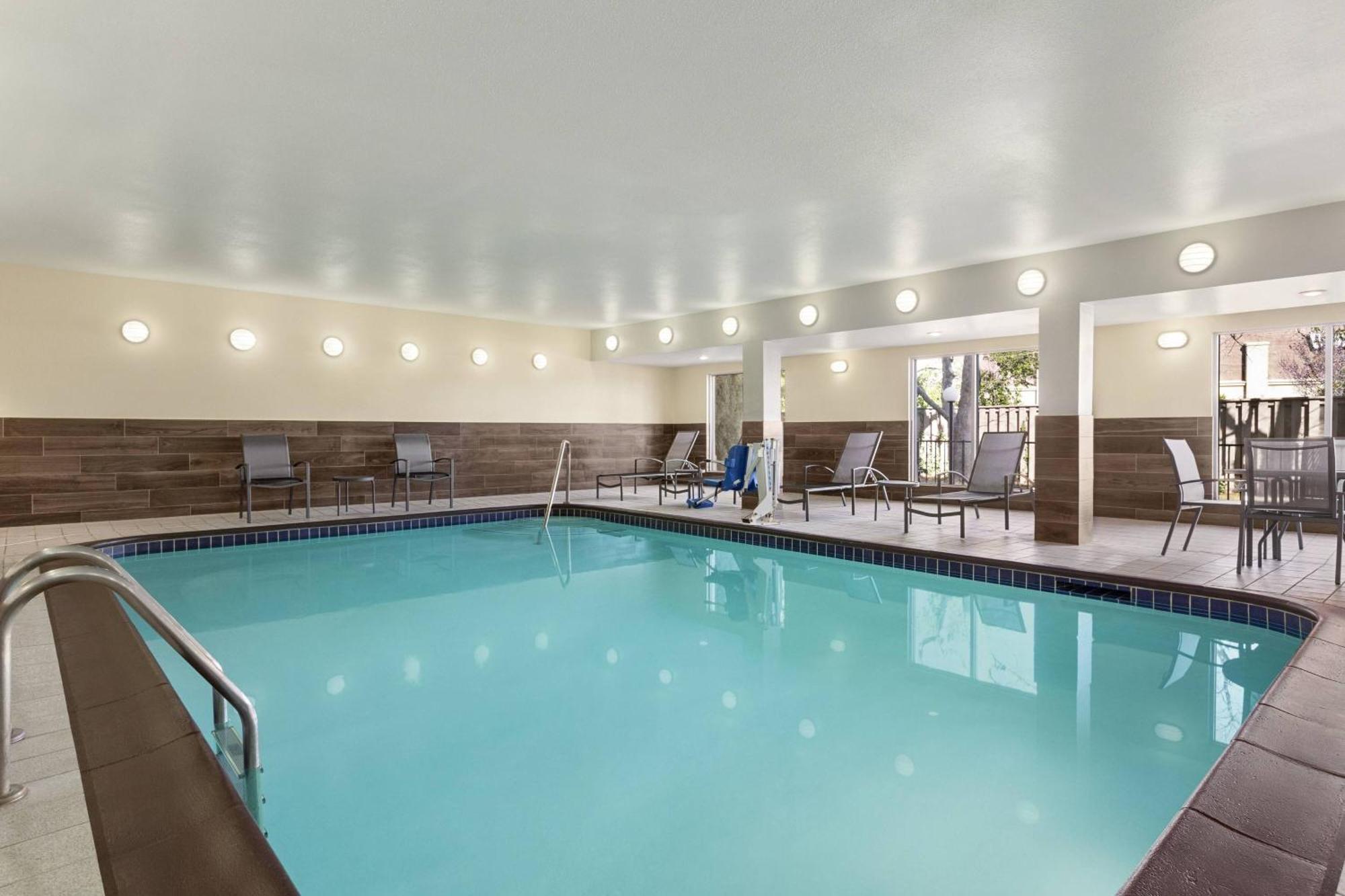 Fairfield Inn By Marriott Tracy Extérieur photo
