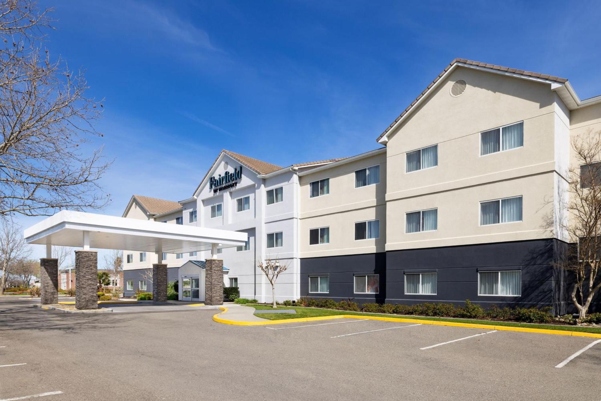 Fairfield Inn By Marriott Tracy Extérieur photo