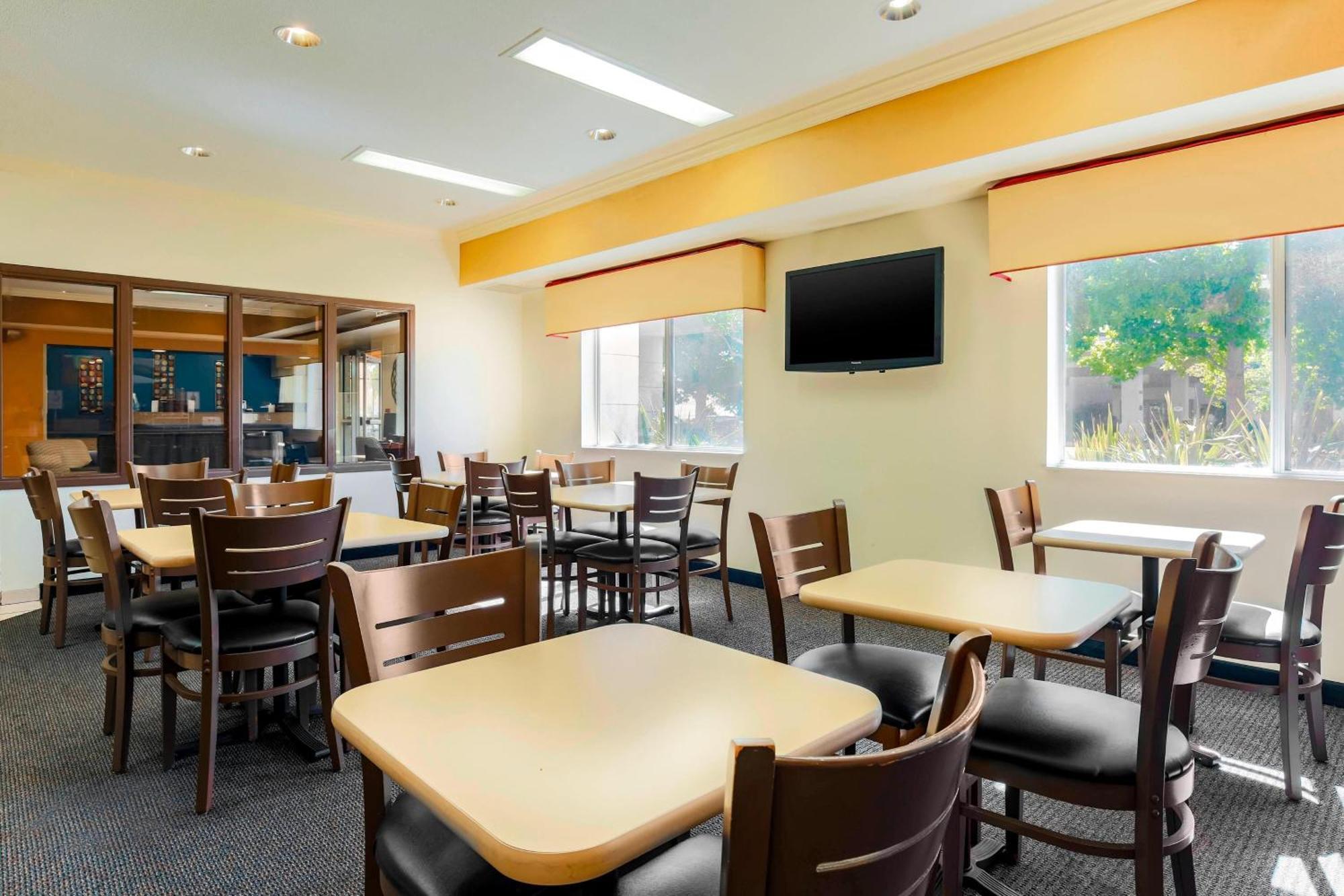 Fairfield Inn By Marriott Tracy Extérieur photo