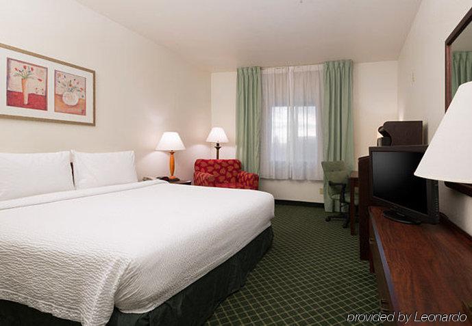 Fairfield Inn By Marriott Tracy Extérieur photo