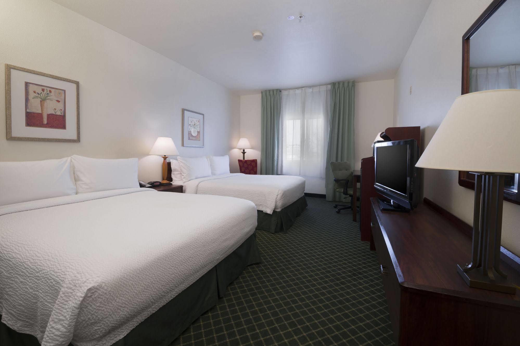 Fairfield Inn By Marriott Tracy Extérieur photo