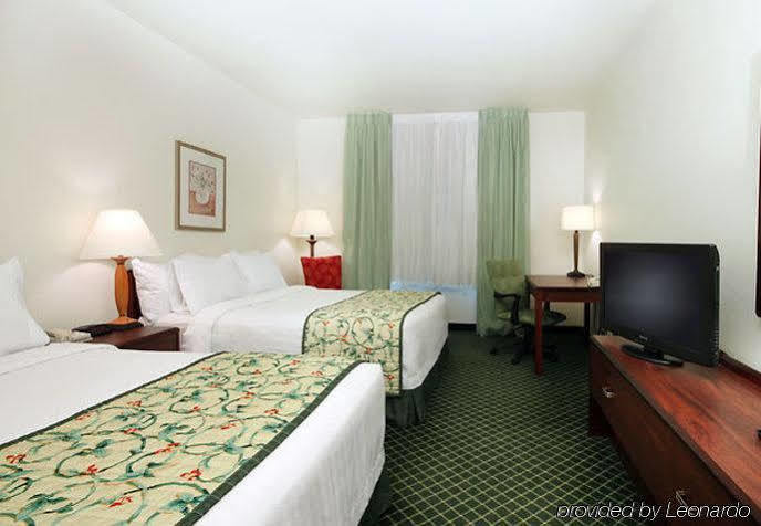 Fairfield Inn By Marriott Tracy Extérieur photo